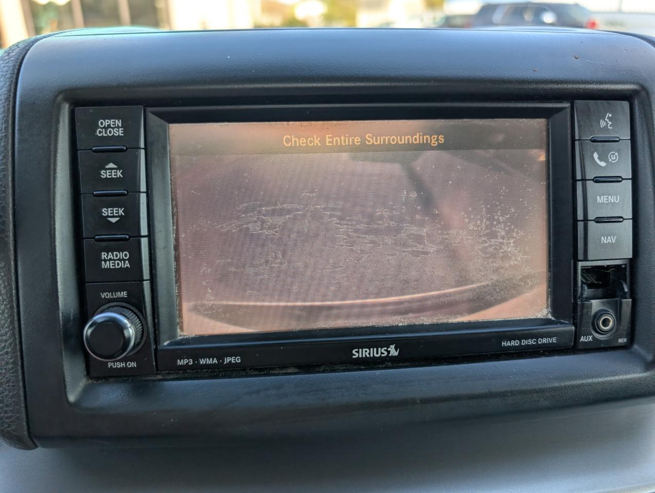 Volkswagen Routan  2010