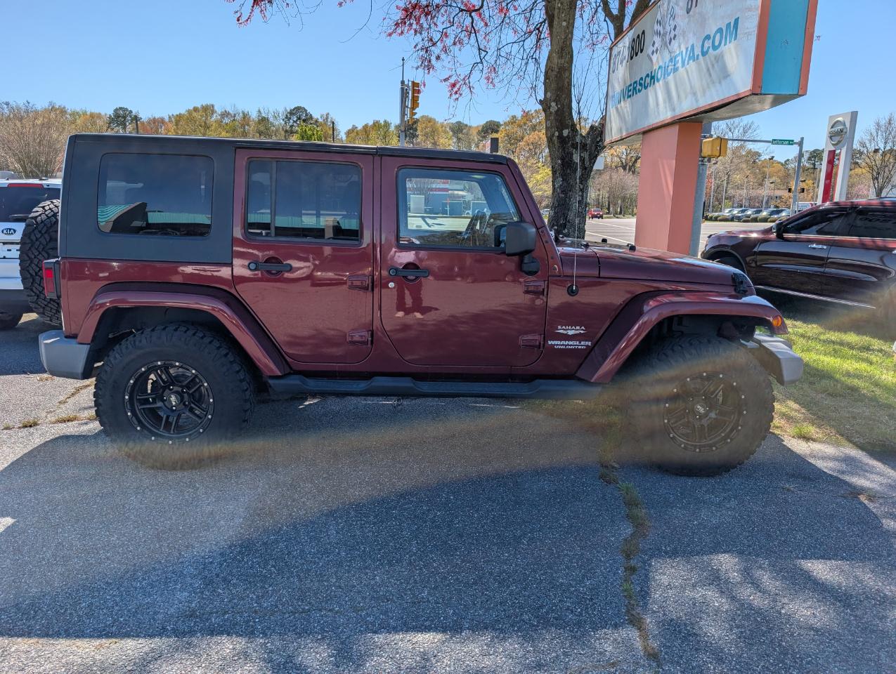 Jeep Wrangler Unlimited 4WD 4dr Sahara 2009