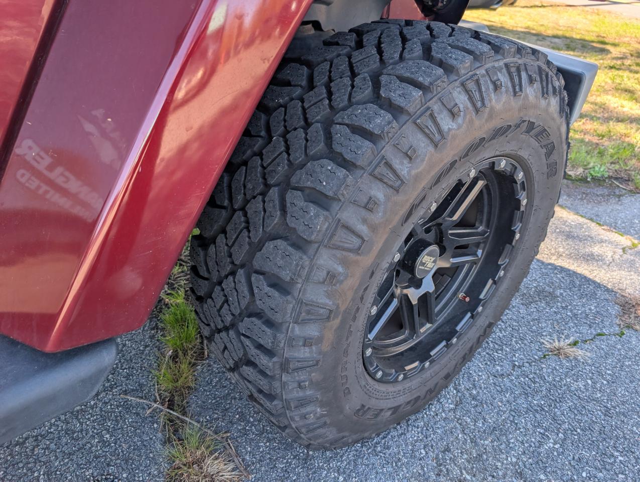 Jeep Wrangler Unlimited 4WD 4dr Sahara 2009