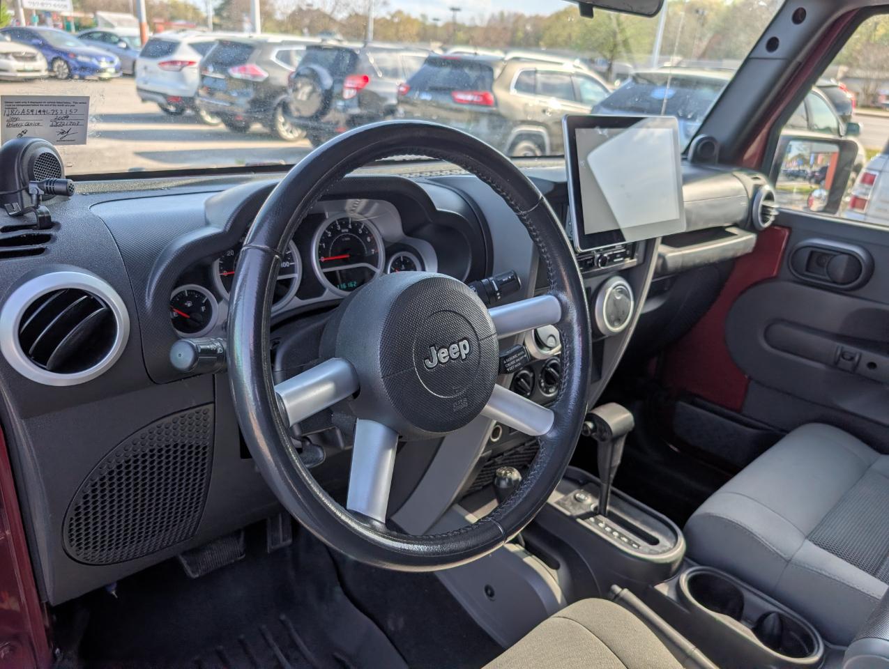 Jeep Wrangler Unlimited 4WD 4dr Sahara 2009