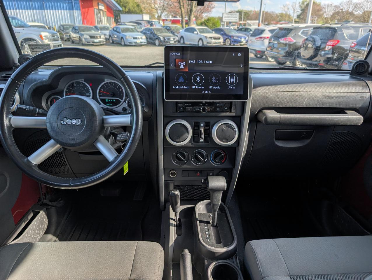 Jeep Wrangler Unlimited 4WD 4dr Sahara 2009