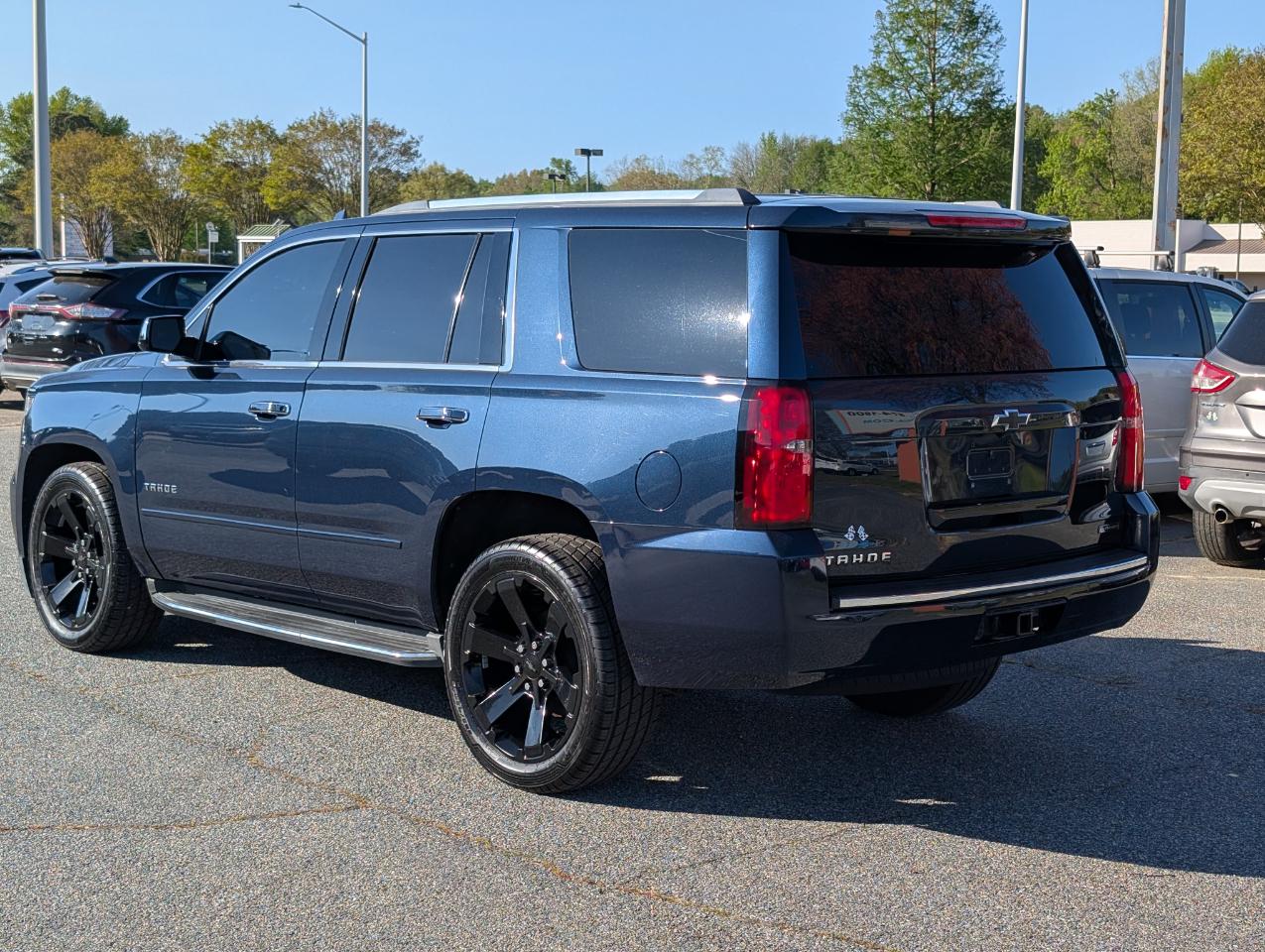 Chevrolet Tahoe 4WD 4dr Premier 2017