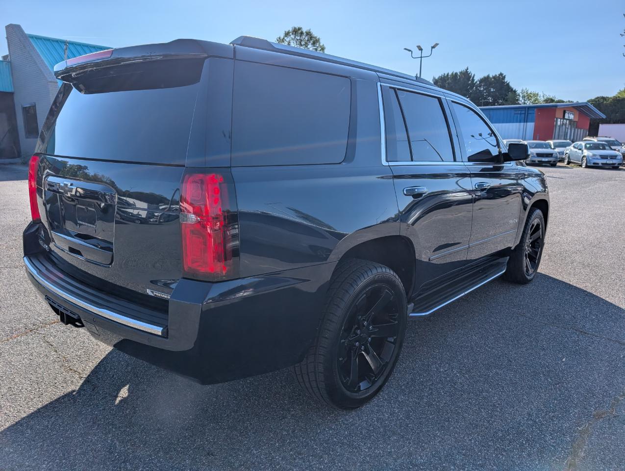 Chevrolet Tahoe 4WD 4dr Premier 2017