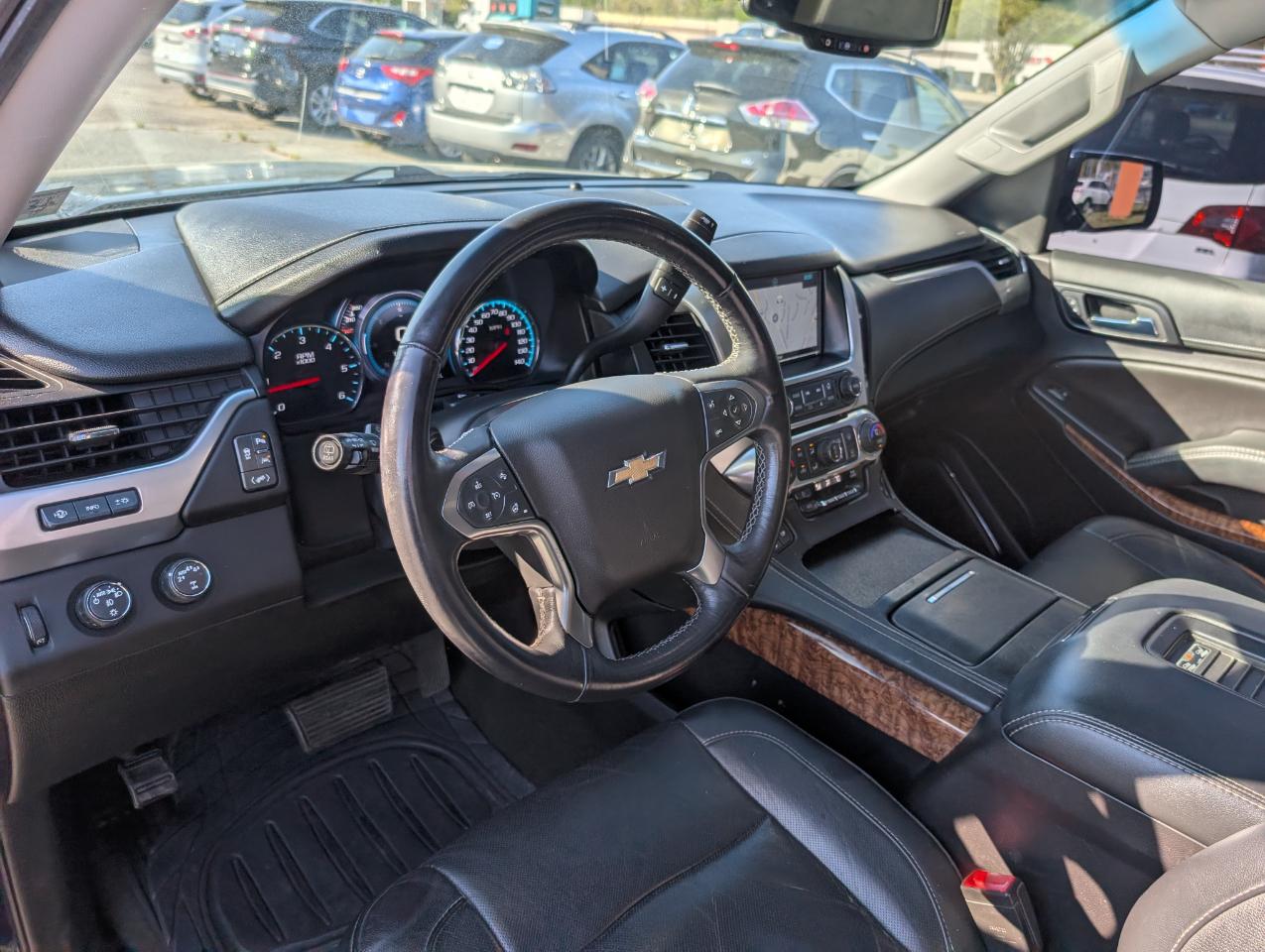 Chevrolet Tahoe 4WD 4dr Premier 2017