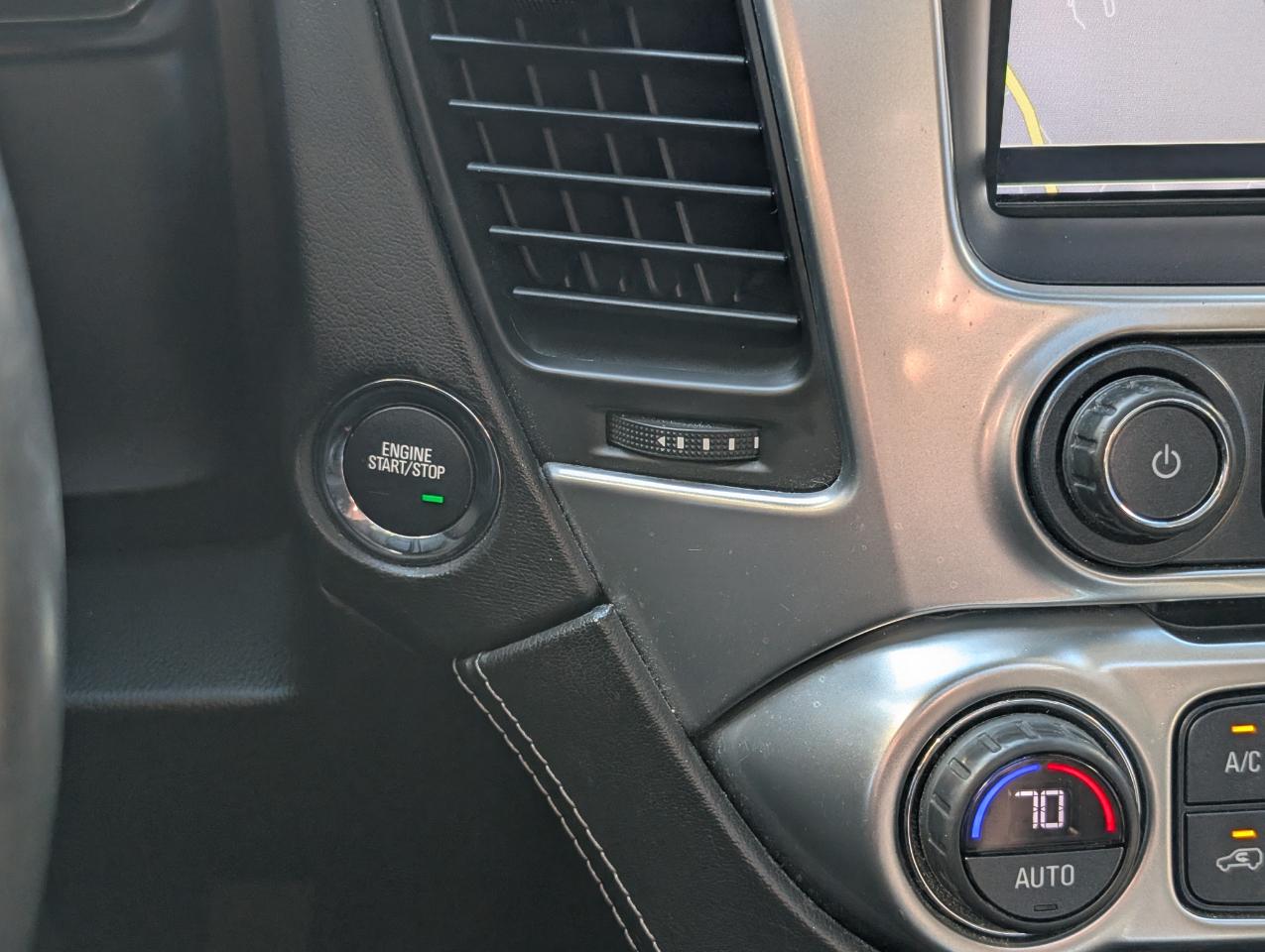 Chevrolet Tahoe 4WD 4dr Premier 2017