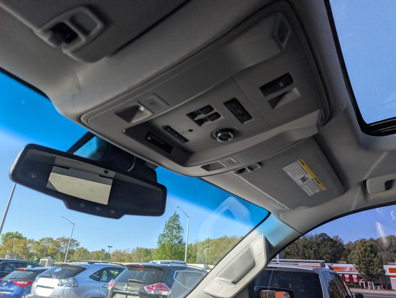 Chevrolet Tahoe 4WD 4dr Premier 2017