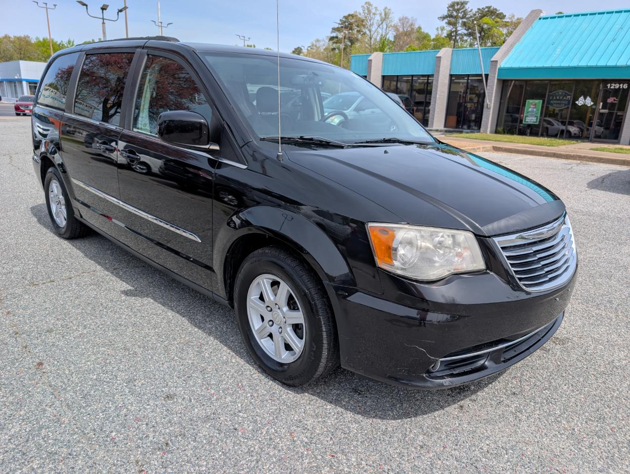 Chrysler Town & Country 4dr Wgn Touring 2012
