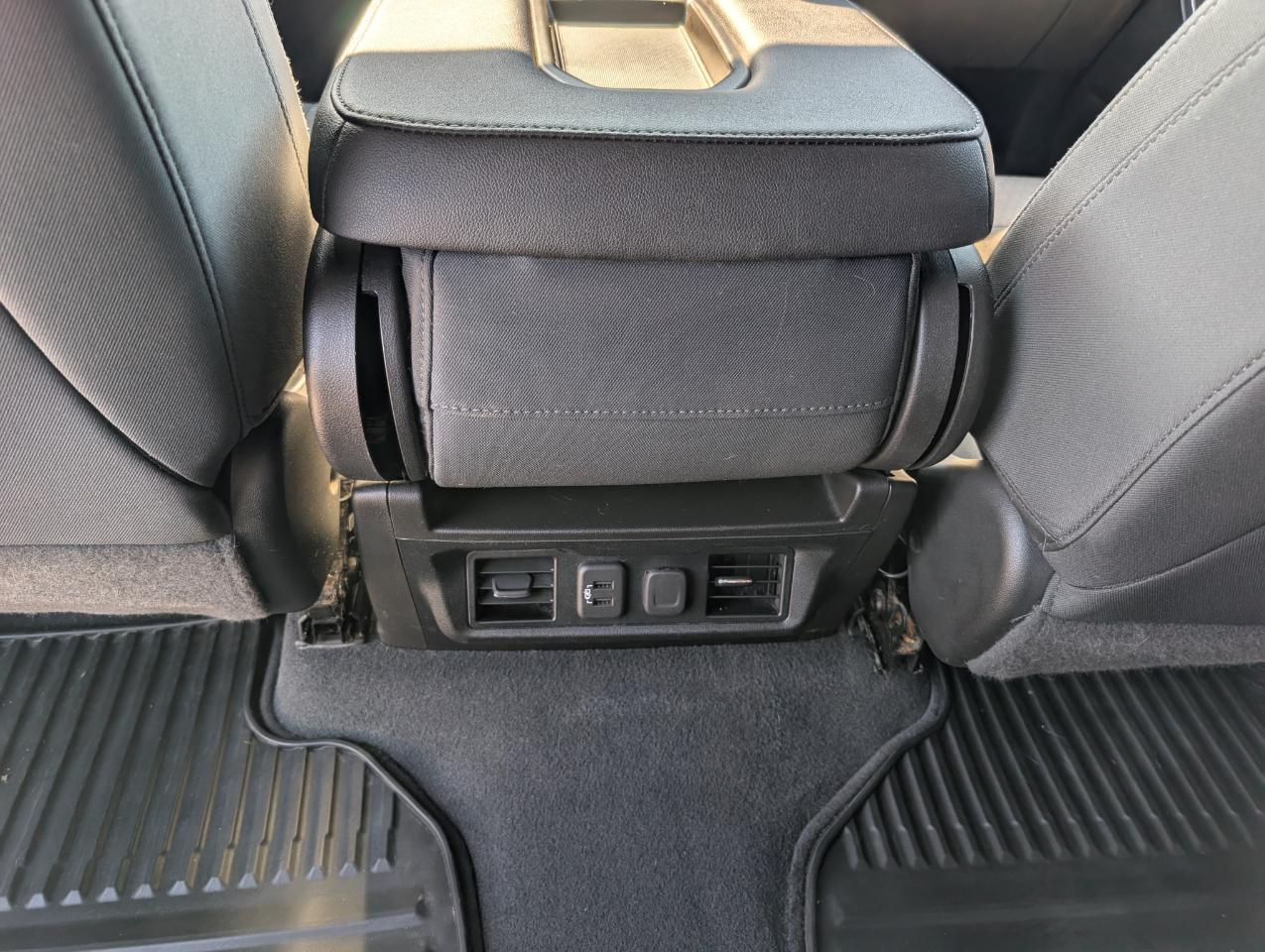 Chevrolet Silverado 1500 4WD Crew Cab 157" LT 2019