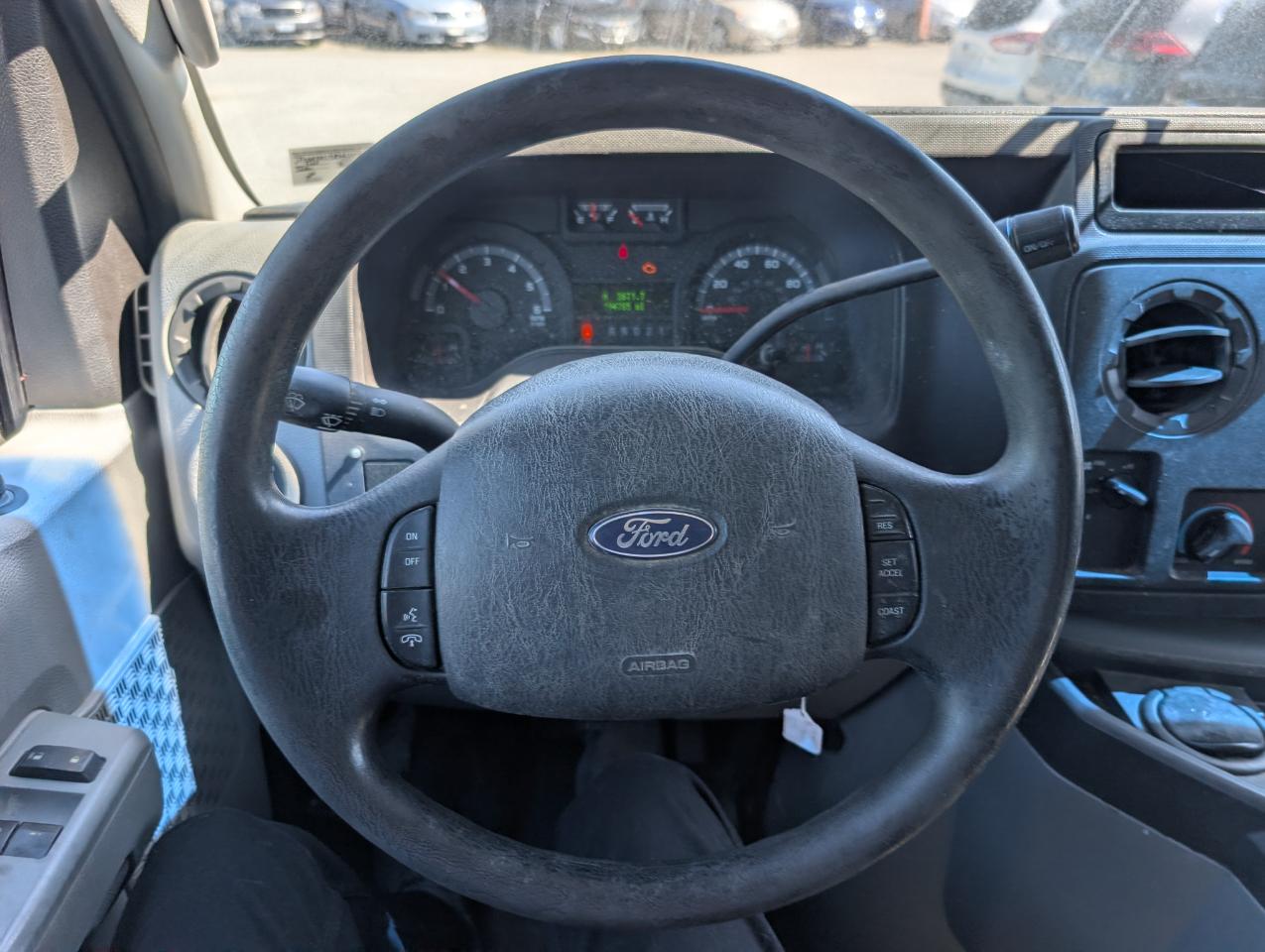 Ford Econoline Cargo Van E-350 Super Duty Recreational 2011