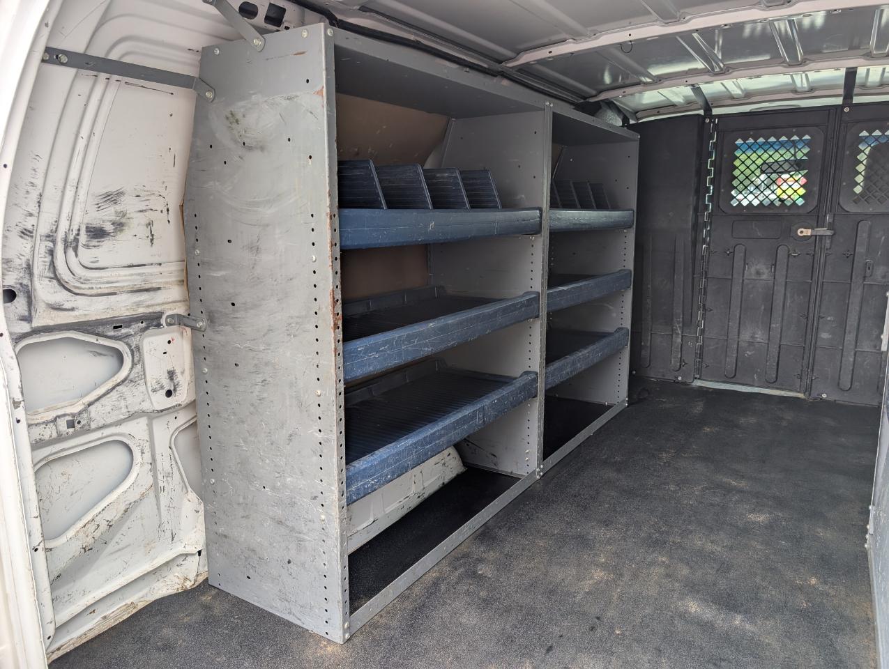 Ford Econoline Cargo Van  2011