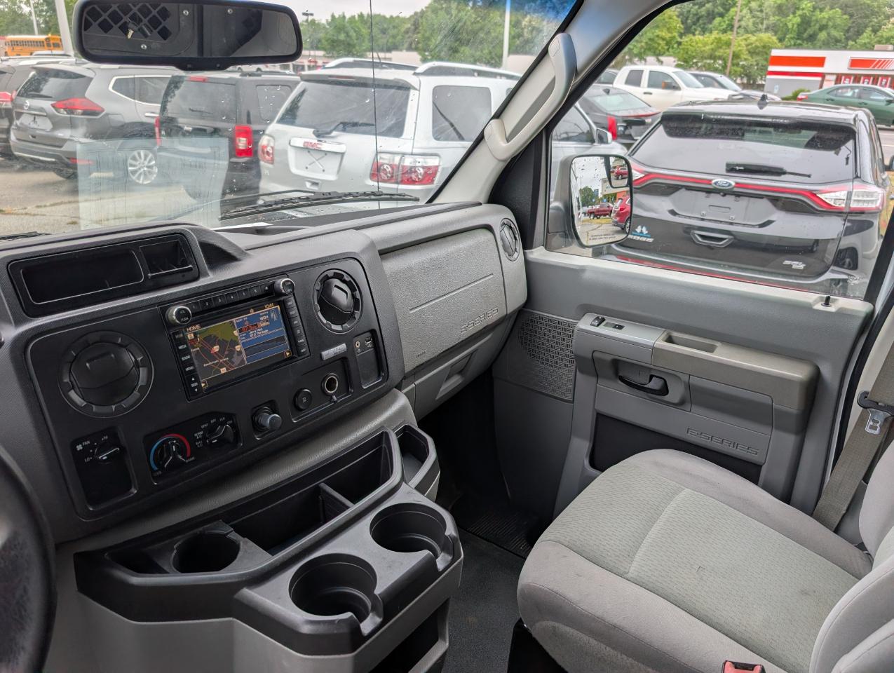 Ford Econoline Cargo Van  2011
