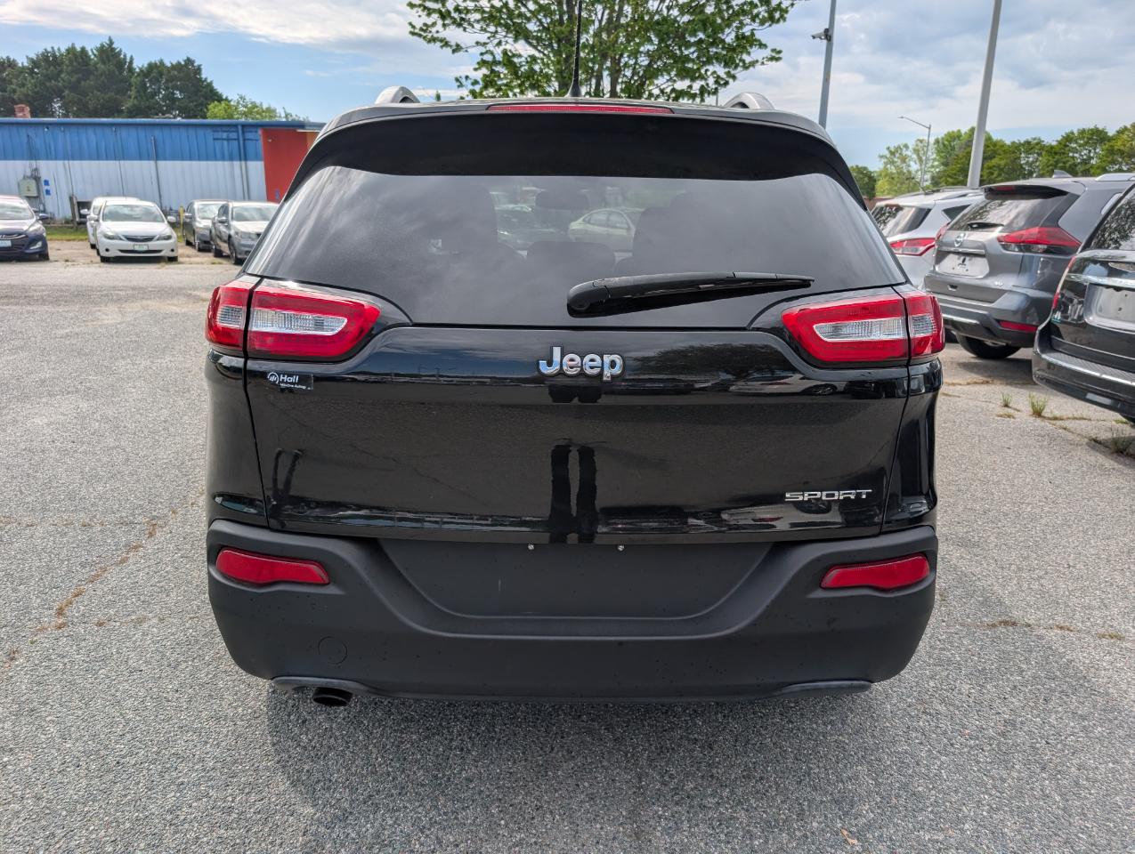 Jeep Cherokee FWD 4dr Sport 2015