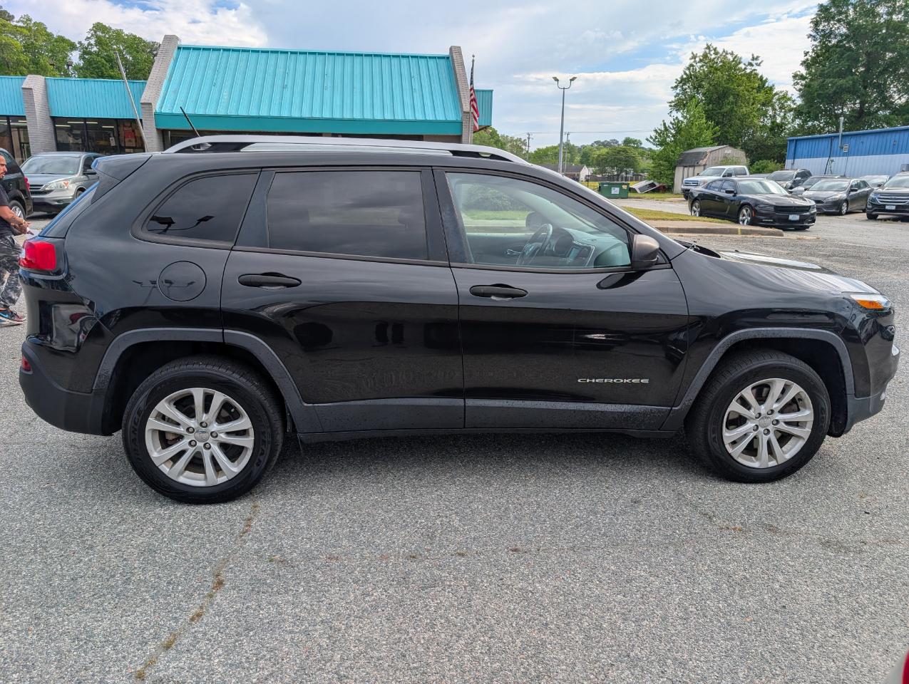 Jeep Cherokee FWD 4dr Sport 2015