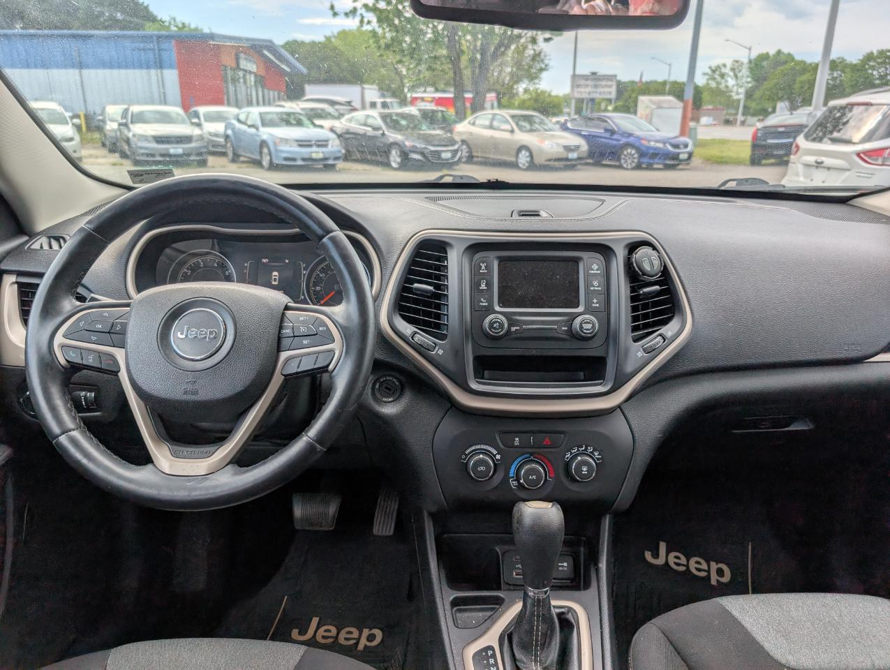 Jeep Cherokee FWD 4dr Sport 2015