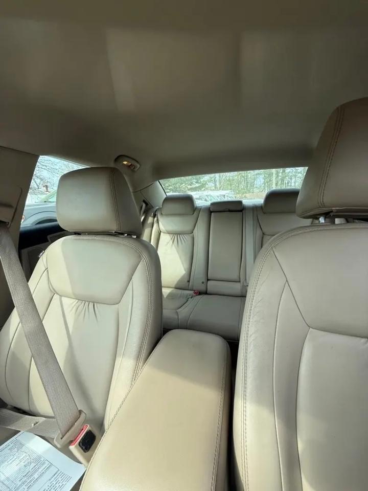 Chrysler 300 Limited 2011