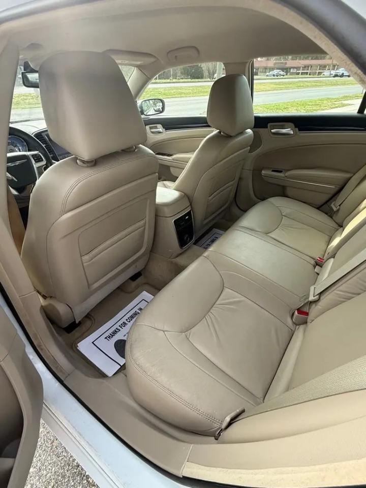 Chrysler 300 Limited 2011