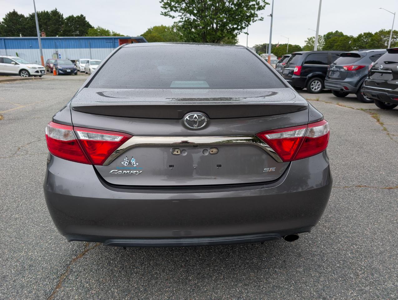 Toyota Camry SE 2017