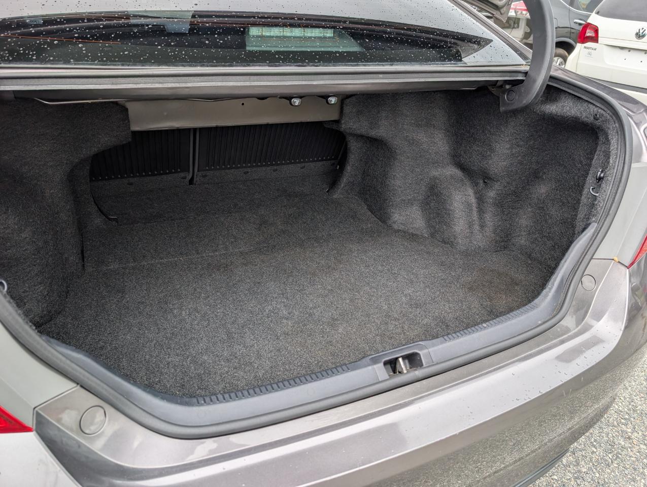 Toyota Camry SE 2017