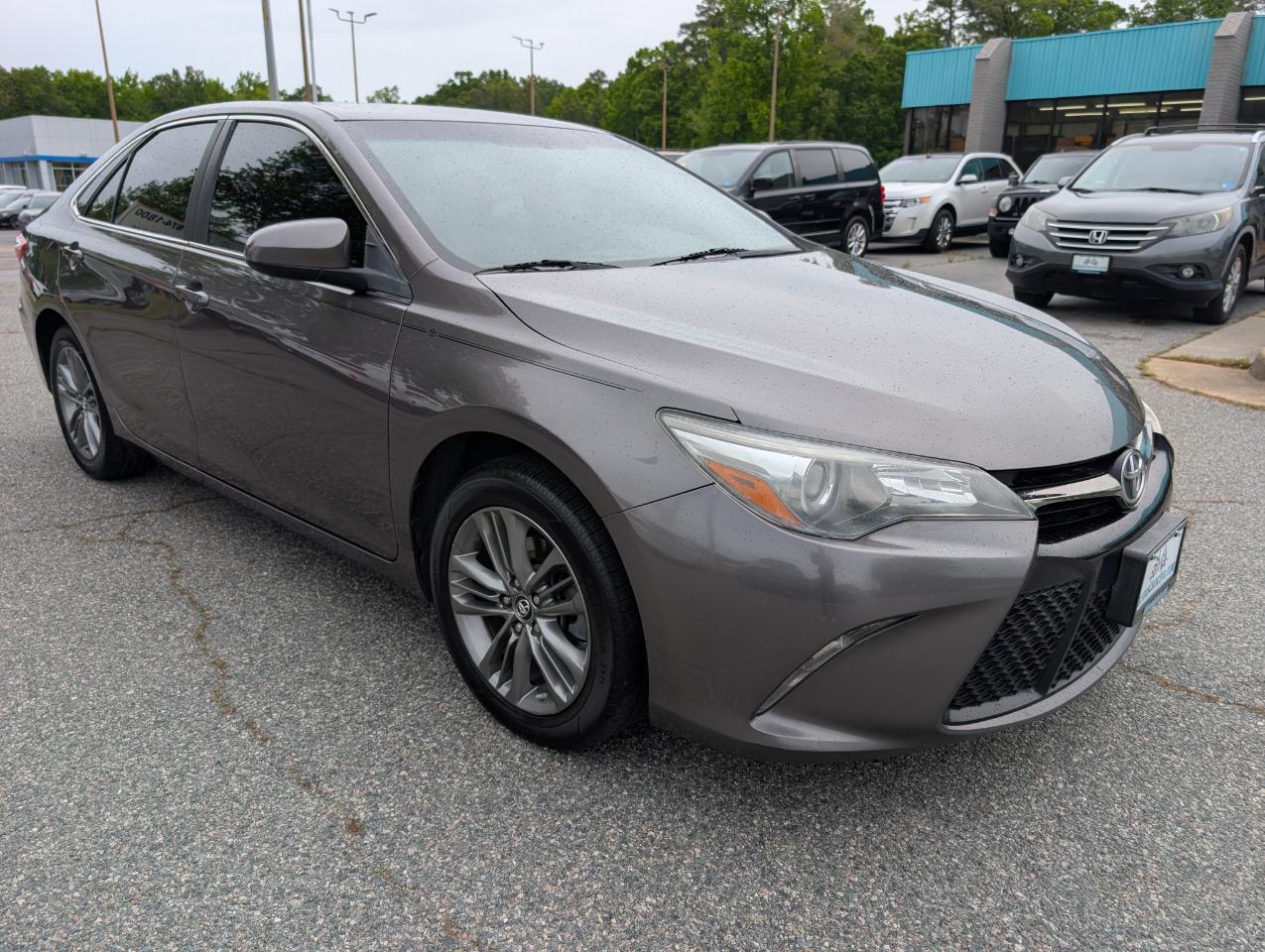 Toyota Camry SE 2017