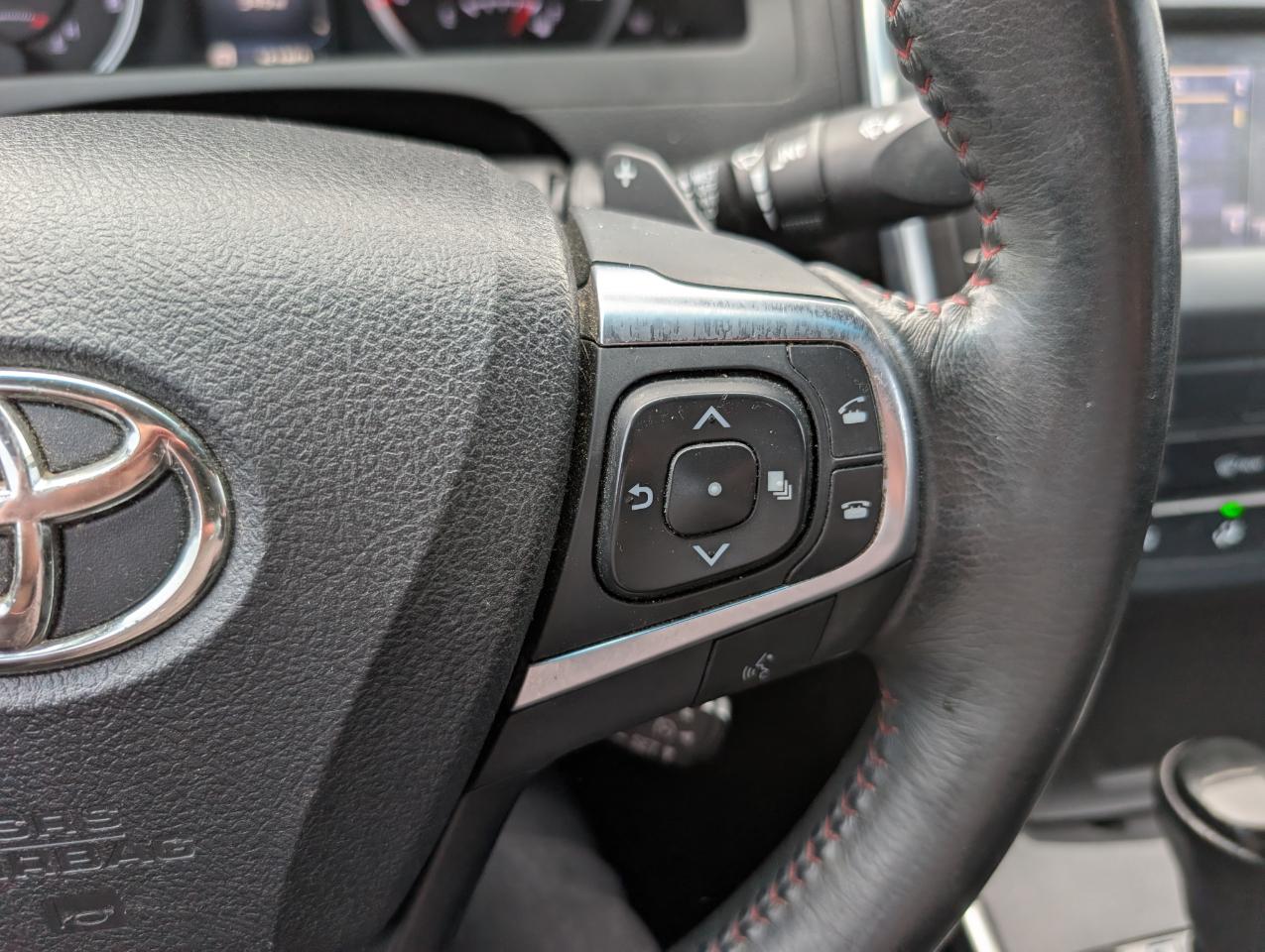 Toyota Camry SE 2017