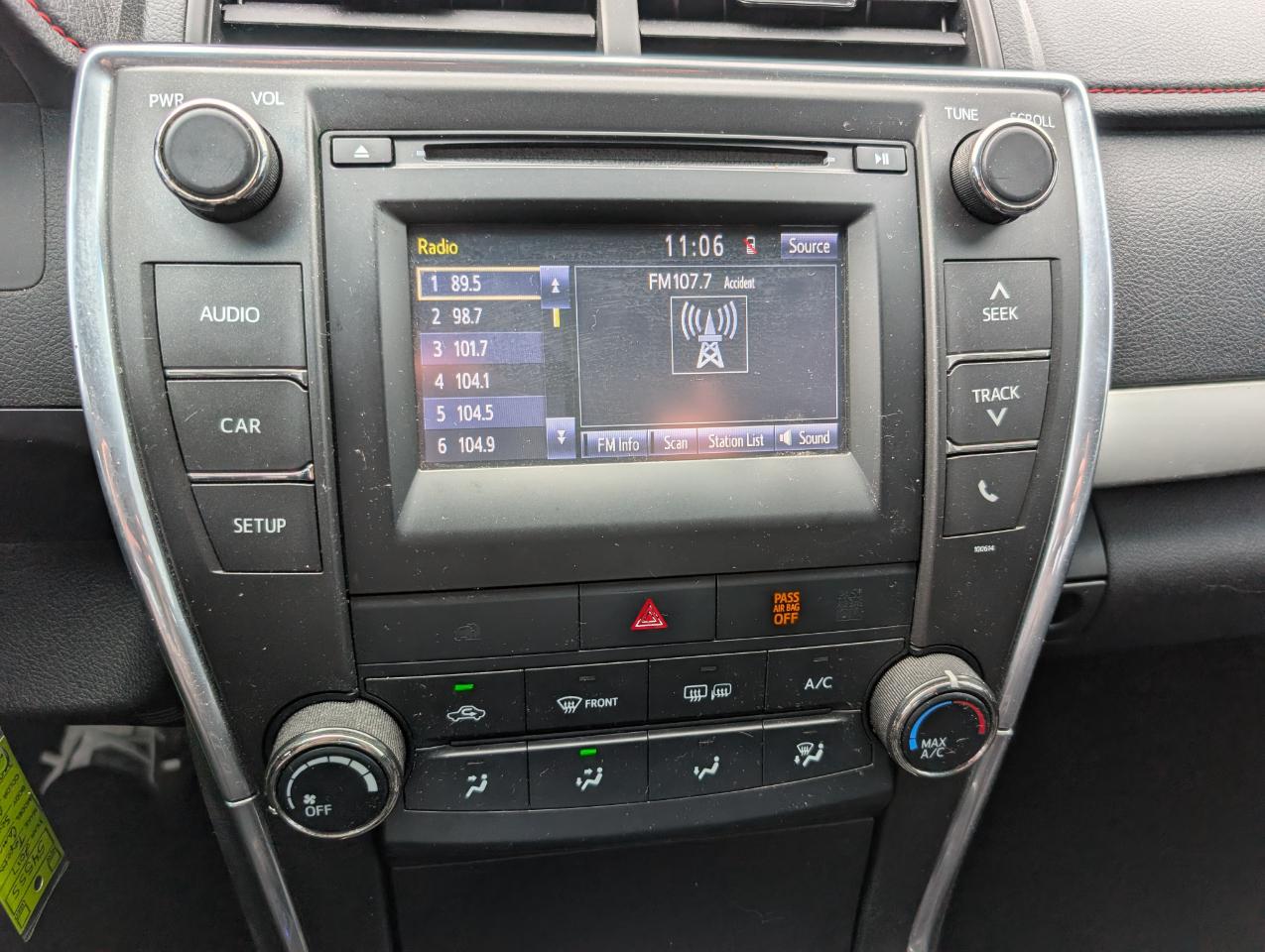 Toyota Camry SE 2017