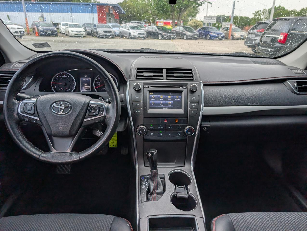 Toyota Camry SE 2017
