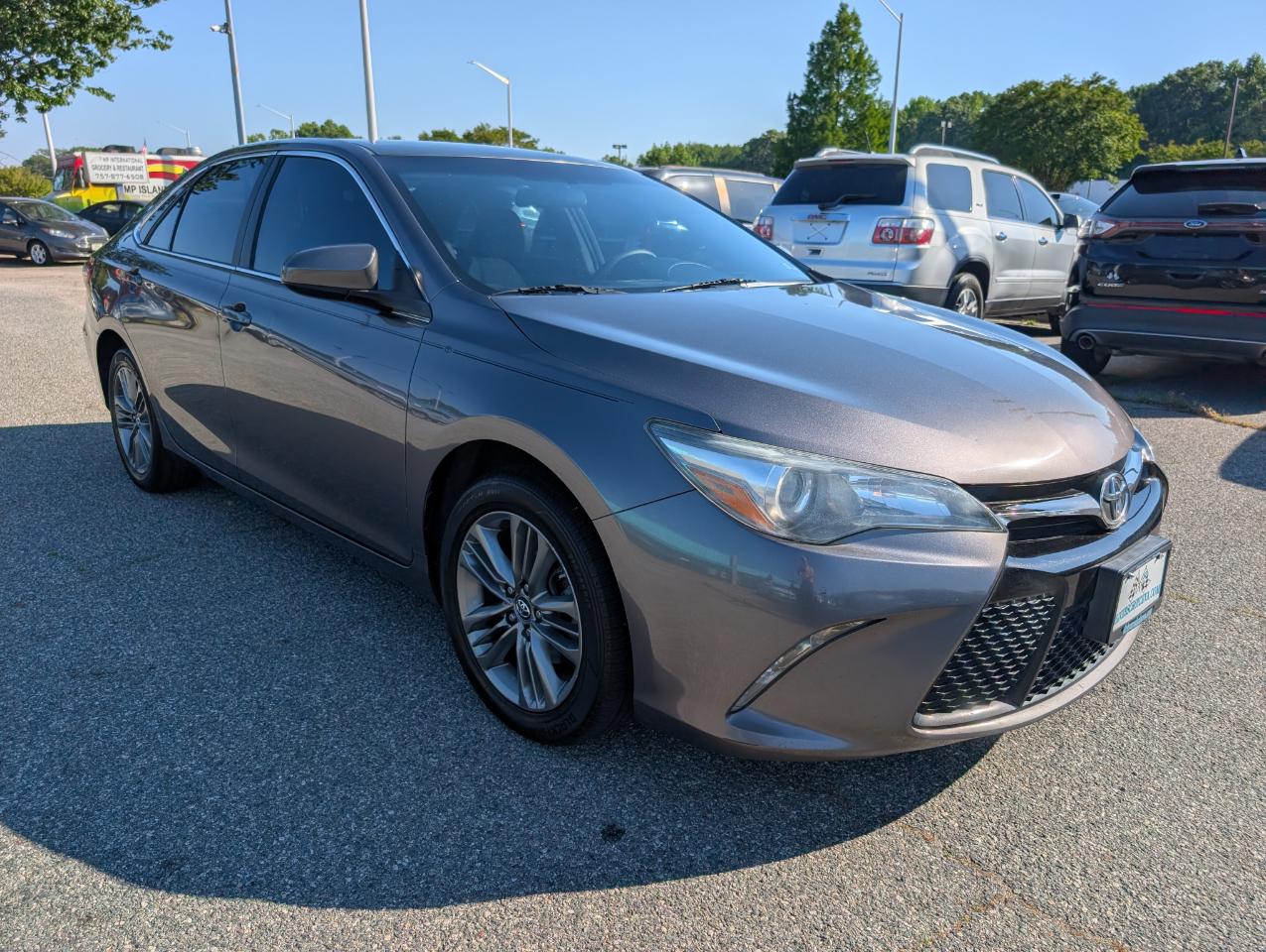 Toyota Camry SE 2017