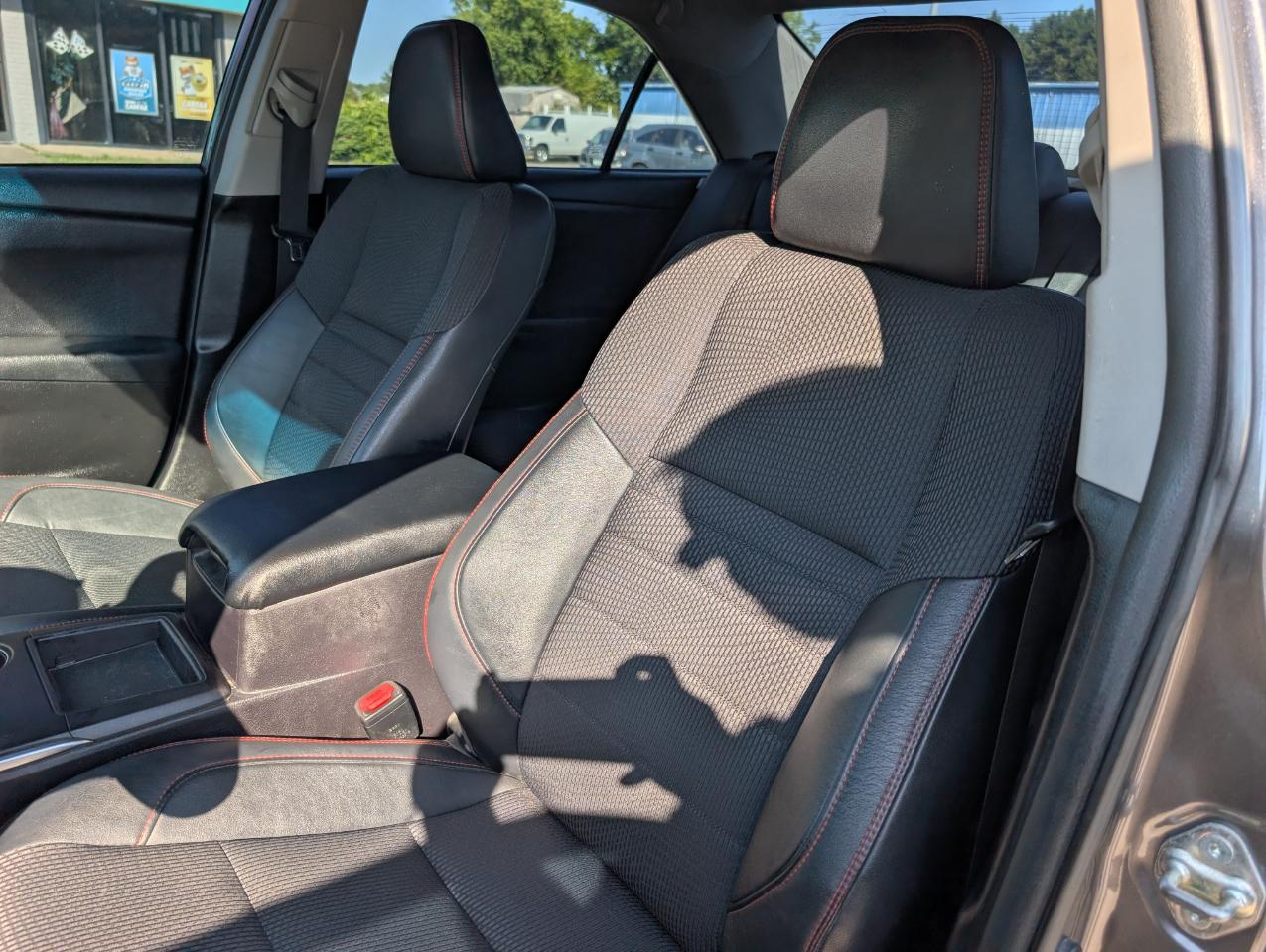 Toyota Camry SE 2017