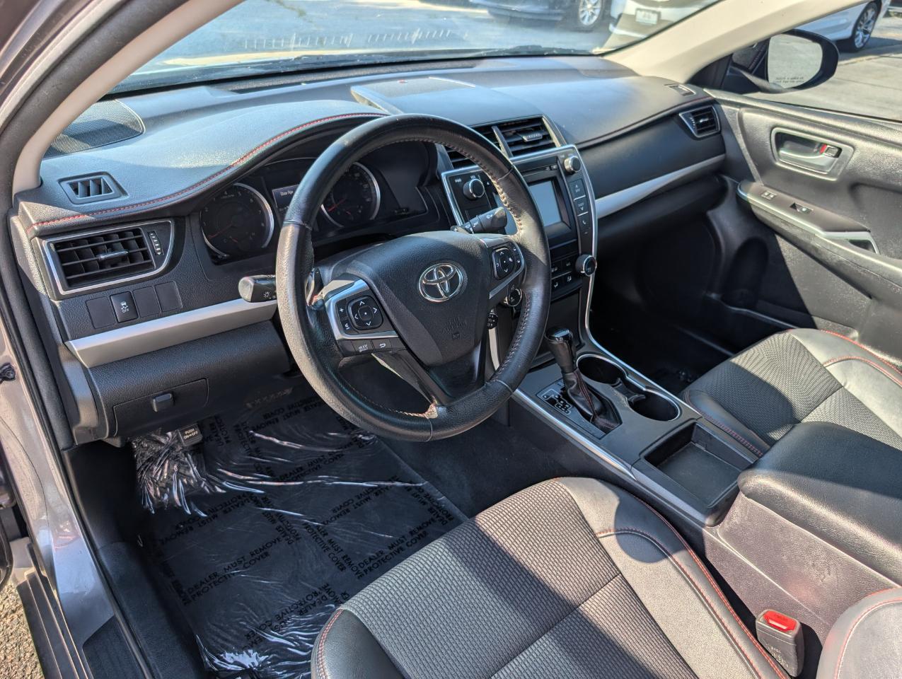 Toyota Camry SE 2017