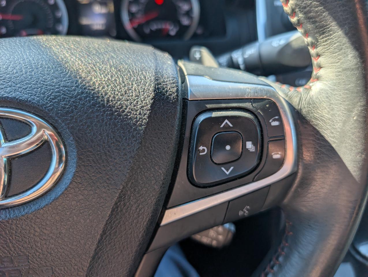 Toyota Camry SE 2017