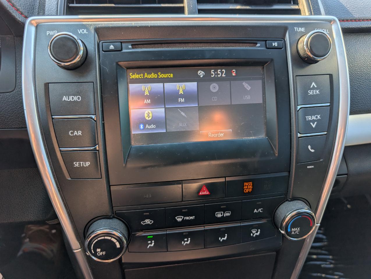 Toyota Camry SE 2017