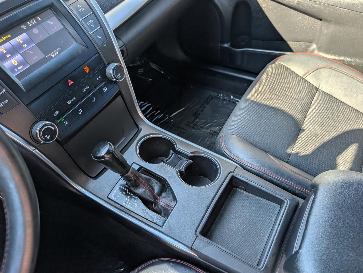 Toyota Camry SE 2017