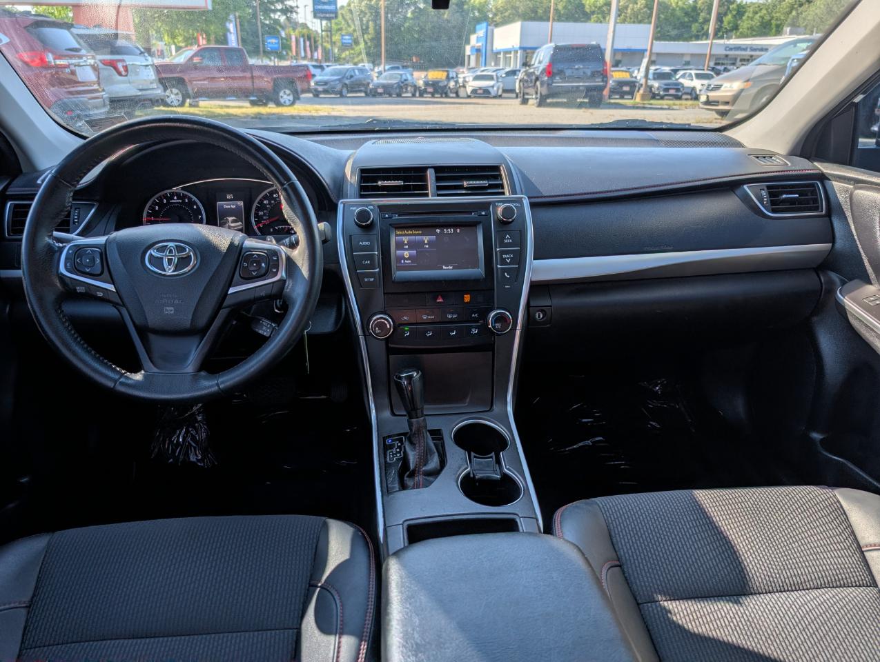 Toyota Camry SE 2017