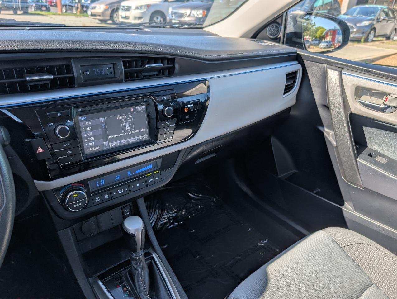 Toyota Corolla  2016