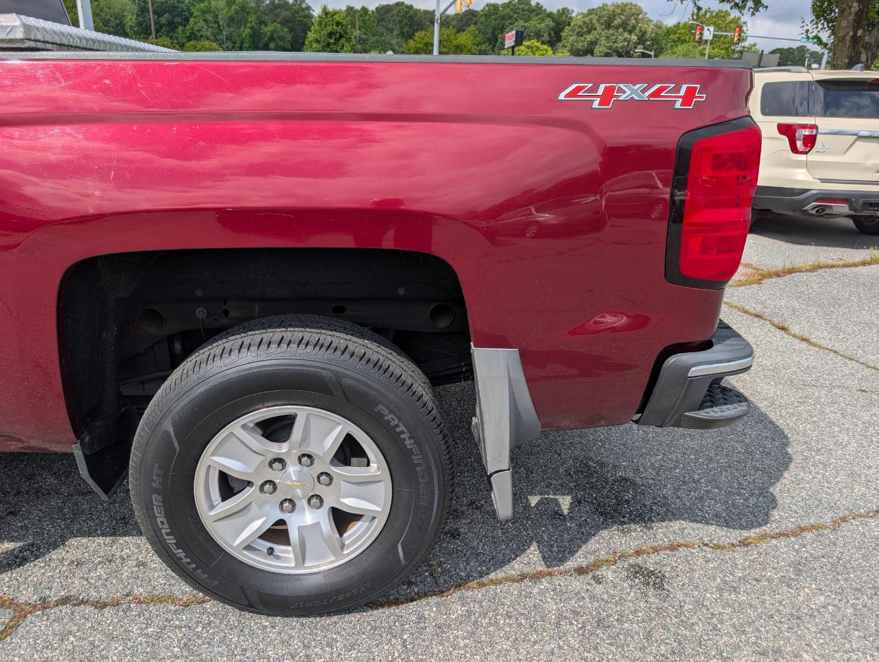 Chevrolet Silverado 1500 4WD Double Cab 143.5" LT w/1LT 2017