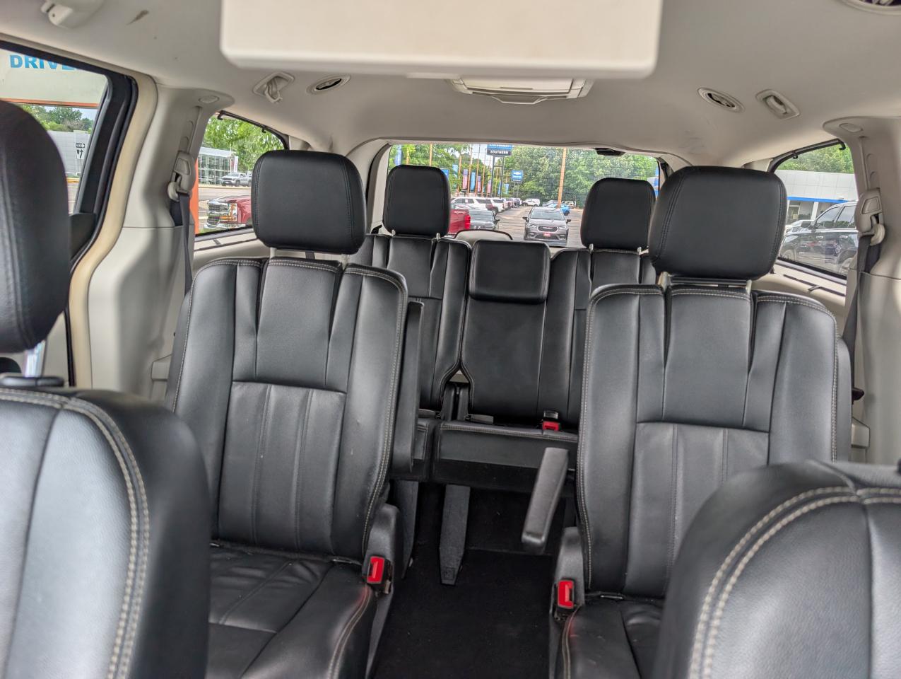 Chrysler Town & Country Touring 2015