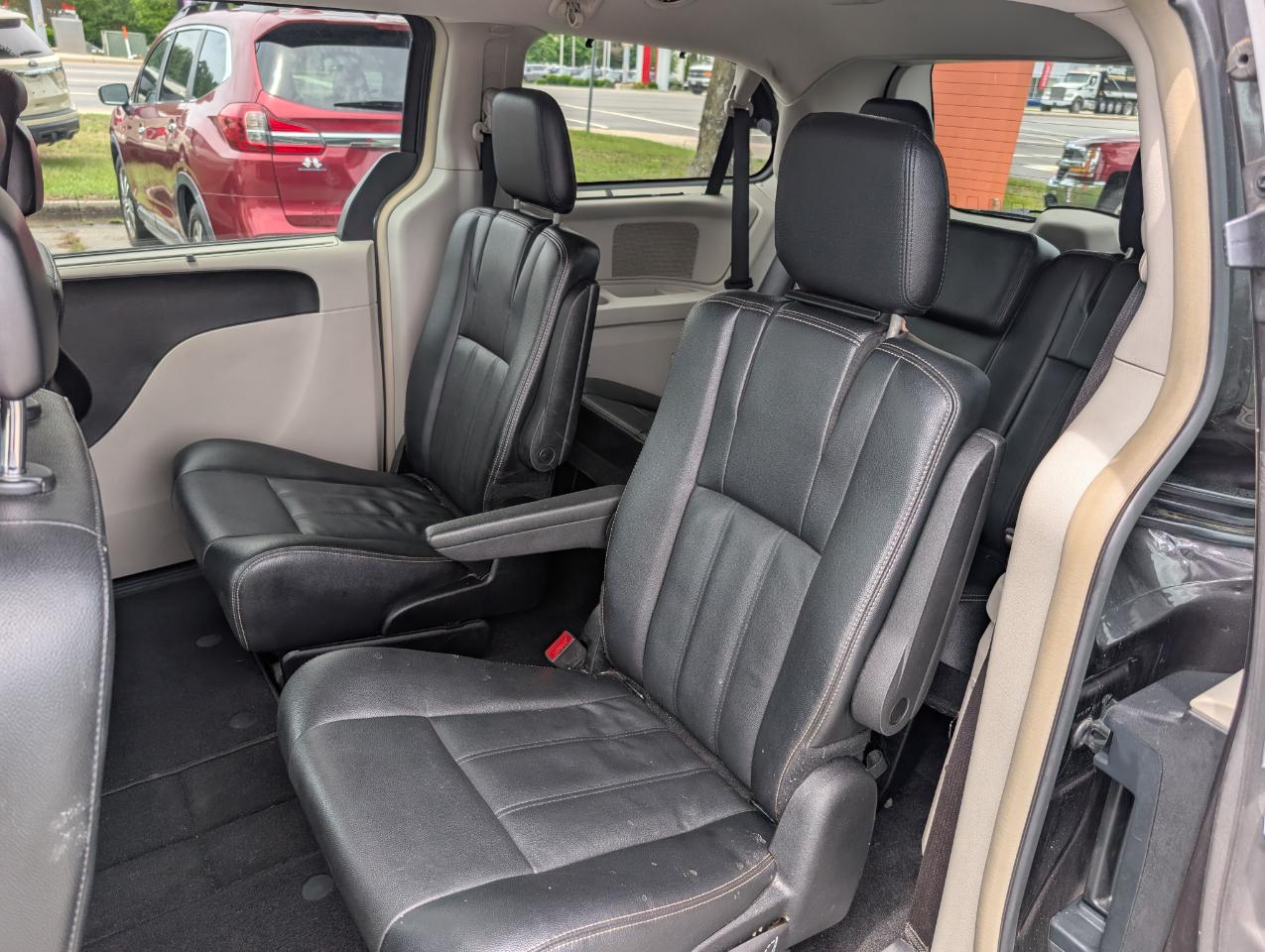 Chrysler Town & Country Touring 2015
