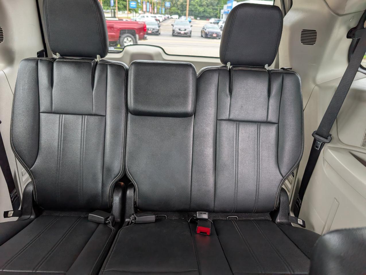 Chrysler Town & Country Touring 2015