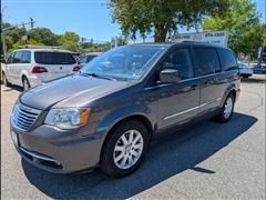 2015 Chrysler Town & Country 