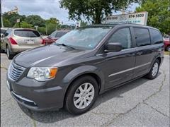 2015 Chrysler Town & Country 