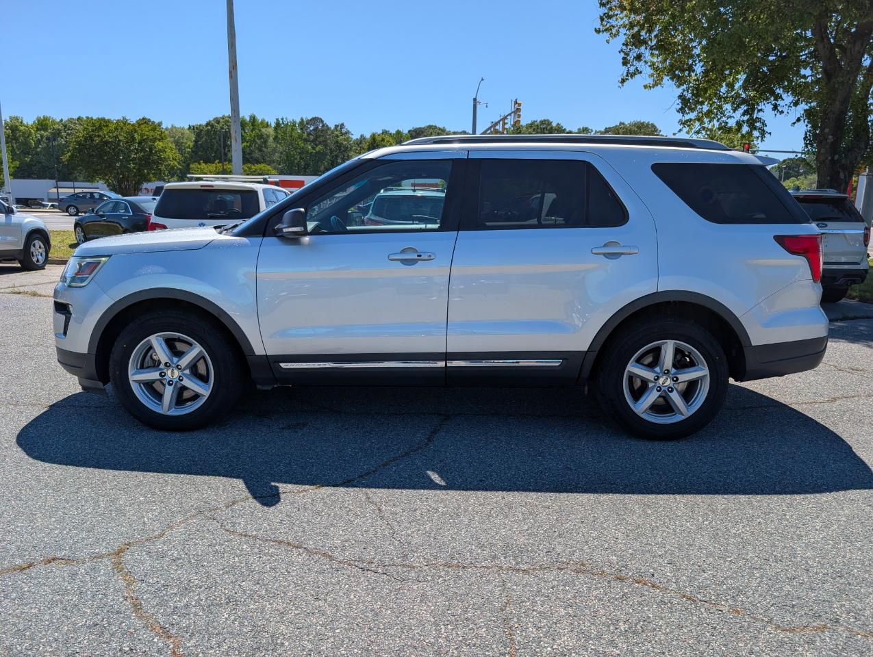 Ford Explorer XLT FWD 2019