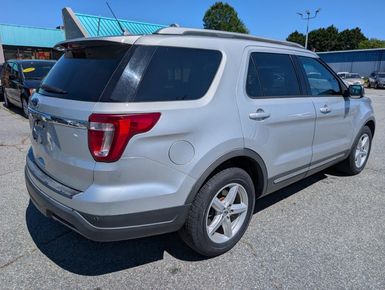 Ford Explorer XLT FWD 2019