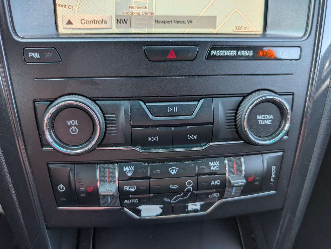 Ford Explorer  2019