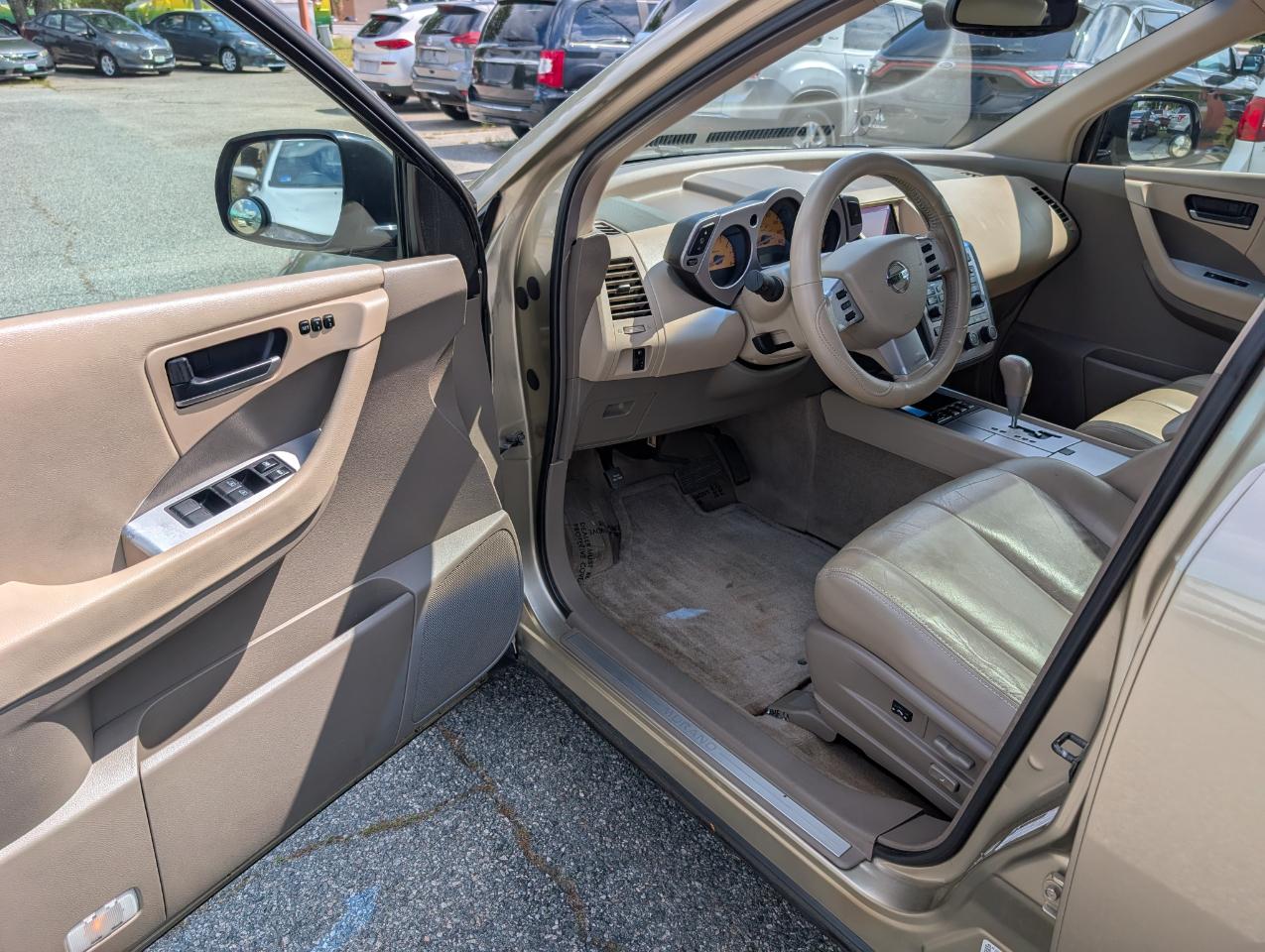 Nissan Murano  2005