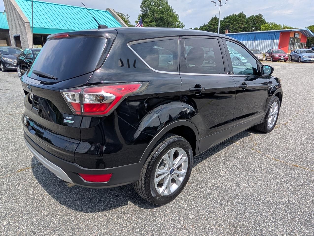 Ford Escape SE FWD 2017