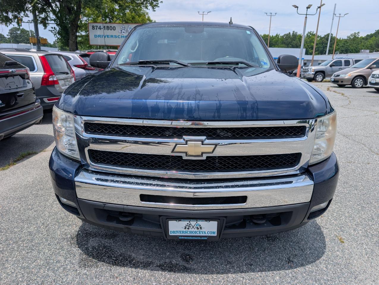Chevrolet Silverado 1500 4WD Crew Cab 143.5" LT 2011