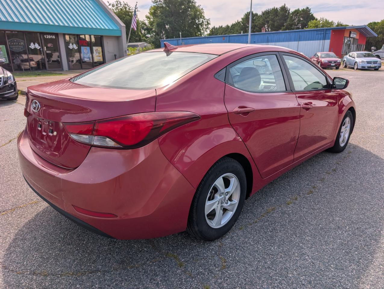 Hyundai Elantra  2015