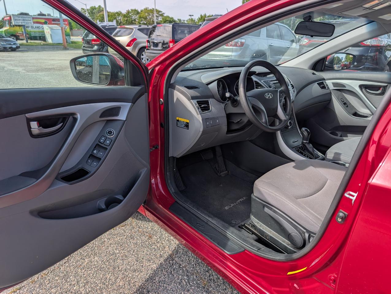 Hyundai Elantra  2015