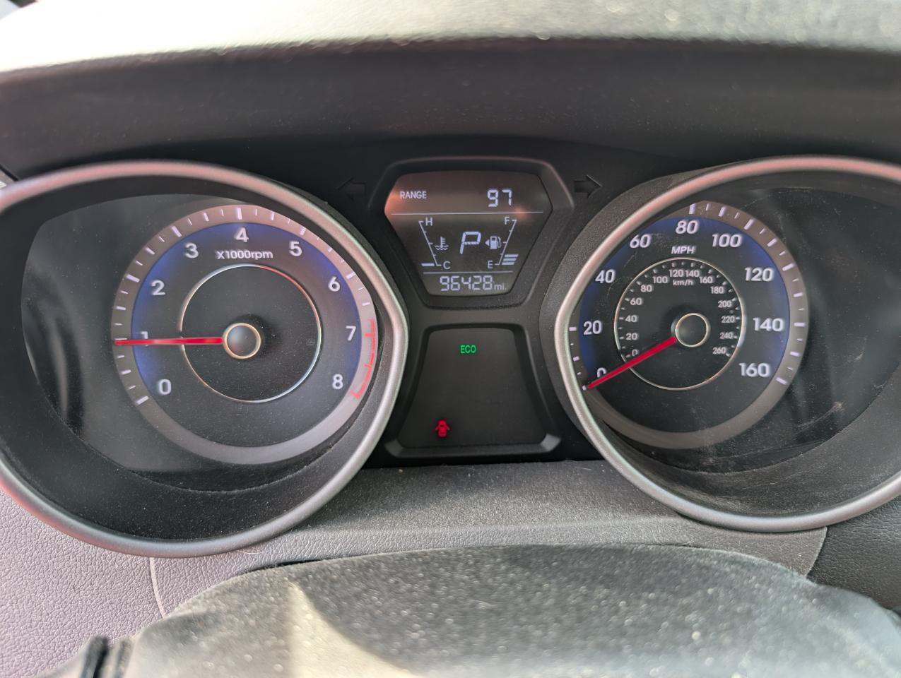 Hyundai Elantra  2015
