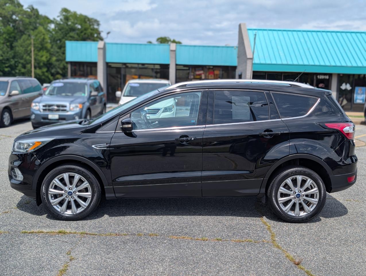 Ford Escape Titanium 4WD 2017